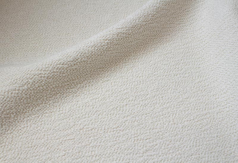 Sample Bouclé Pearly Off White in the group Furniture / Fabric samples at Layered (FBSLPO0510)