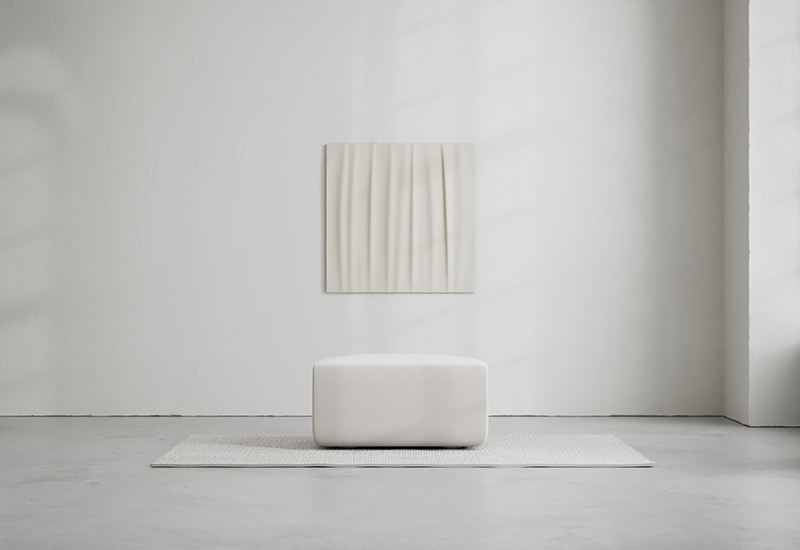 LOTTA AGATON Velvet Footstool in the group Furniture / Benches & Footstools at Layered (FVLOTSTBW)